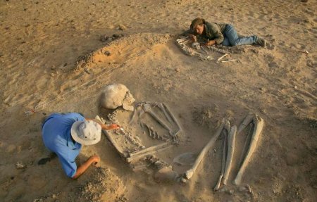 Археологические раскопки людей гигантов