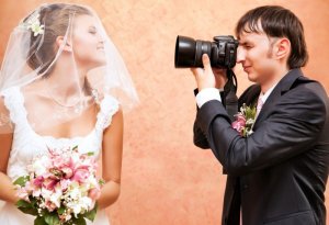 Каким должен быть фотограф на свадьбу
